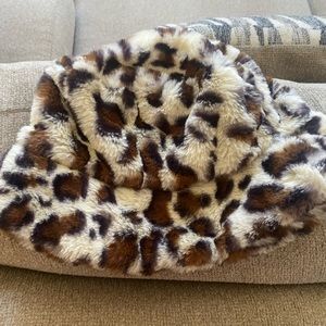 Leopard print fuzzy bucket hat